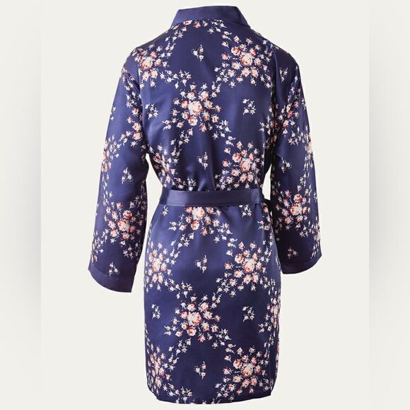 Morgan Lane Allie Robe - Navy Floral - Picture 6 of 6